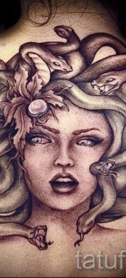 Medusa Gorgon tetoválás - fényképes példa egy tetoválás jelentését bemutató cikkhez 26