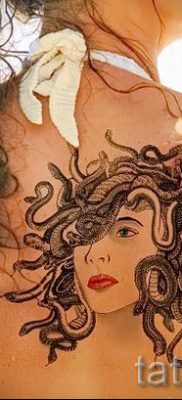 Medusa Gorgon tetoválás - fényképes példa egy tetoválás jelentését bemutató cikkhez 25