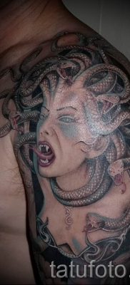 Medusa Gorgon tetoválás - fényképes példa egy tetoválás jelentését bemutató cikkhez 24