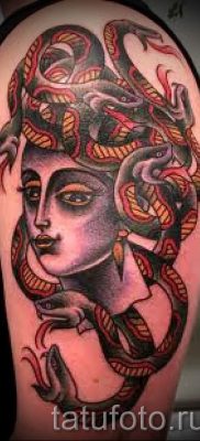Medusa Gorgon tetoválás - fényképes példa egy tetoválás jelentését bemutató cikkhez 12