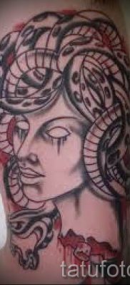 Medusa Gorgon tetoválás - fényképes példa egy tetoválás jelentését bemutató cikkhez 11
