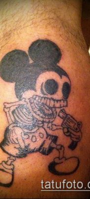 fotó Mickey egér tetoválásról (Tattoo) (érték) - példa rajz - 101