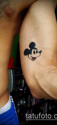 fénykép a Mickey egér tetoválásról (tetoválás) (érték) - példa rajz - 048