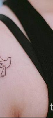 minimalizmus 276. számú tetoválás - a minta egyedi változata, amely könnyen használható átalakításra és tetoválás minimalizmusként való alkalmazására az ujjakon