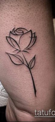 minimalista tetoválás №305 - a minta exkluzív változata, amely sikeresen használható a tetoválás minimalizmusának feldolgozásához és alkalmazásához