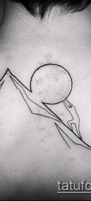 minimalista tetoválás № 991 - a kép hűvös változata, amely könnyen használható revízióhoz és tetoválásként minimalista állatokhoz