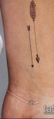 minimalizmus tetoválás száma 640 - a minta érdekes változata, amely könnyen használható átalakításra és tetoválás minimalizmusként történő alkalmazására