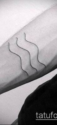 minimalista tetoválás 548. sz. - a minta hűvös változata, amely sikeresen használható a minimalizmus átalakítására és alkalmazására tetoválásként az alkaron