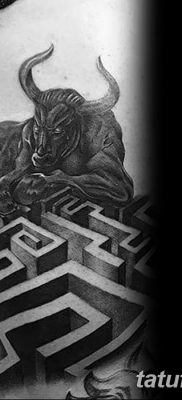 fotó Minotaurusz tetoválásról 2018.07.19. №020 - Minotaurusz tetoválás -