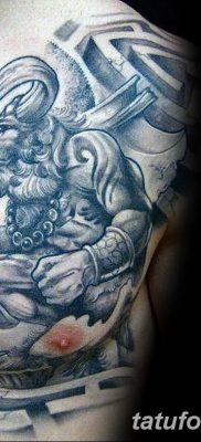 fotó Minotaurusz tetoválásról 2018.07.19. №026 - Minotaurusz tetoválás -