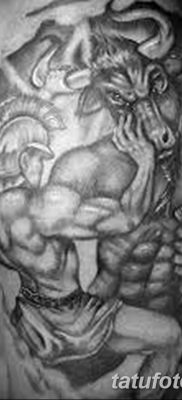 fotó a Minotaurusz tetoválásról, kelt 2018. 07. 19 -én №042 - Minotaurusz tetoválás -