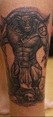 fotó Minotaurusz tetoválásról 2018.07.19 -től №055 - Minotaurusz tetoválás -