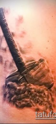 kalapács tetoválás fotó (érték) - példa egy érdekes tetoválási rajzra - 041