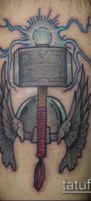 kalapács tetoválás fotó (érték) - példa egy érdekes tetoválási rajzra - 024