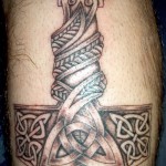 példa tetoválásra - Thor kalapácsa 