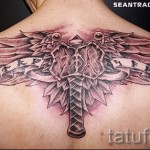 példa tetoválásra - Thor kalapácsa 