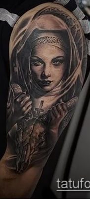 fotó egy apáca tetoválásról (jelentése) - példa egy érdekes tetoválási tervre - 092