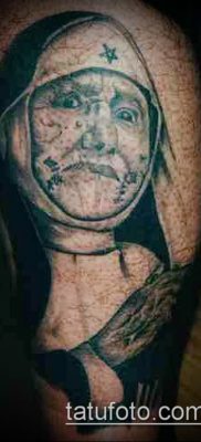 fotó apácatetoválásról (jelentése) - példa egy érdekes tetoválási rajzra - 087