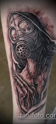 fotó egy apáca tetoválásról (jelentése) - egy példa egy érdekes tetoválási tervre - 059