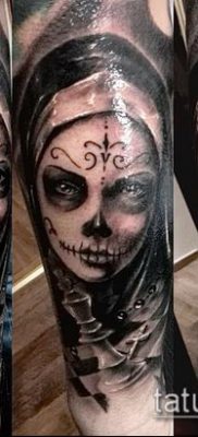 fotó egy apáca tetoválásról (jelentése) - példa egy érdekes tetoválási tervre - 029