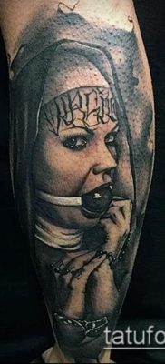 fotó egy apáca tetoválásról (jelentése) - példa egy érdekes tetoválási tervre - 020