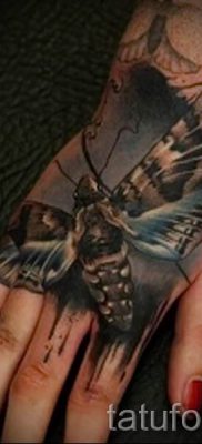 fotó lepke tetoválásról a moly tetoválás jelentéséről szóló cikkhez - tatufoto.ru - 35