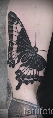 fotó lepke tetoválásról a moly tetoválás jelentéséről szóló cikkhez - tatufoto.ru - 19