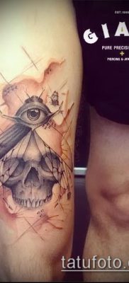 fénykép egy légy tetoválásról (jelentése) - egy példa egy érdekes tetoválási rajzra - 016