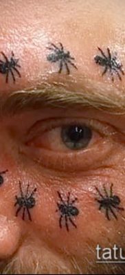 Снимка на татуировка на мравка (значение) - пример за интересен дизайн на татуировка - 017