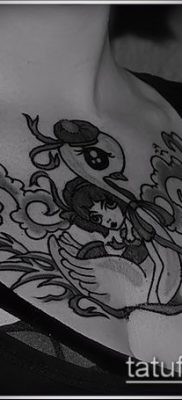 fotó a tetoválásról a mellkason (jelentése) - példa egy érdekes tetoválási tervre - 104
