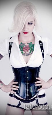 fotó a tetoválásról a mellkason (jelentése) - példa egy érdekes tetoválási tervre - 090