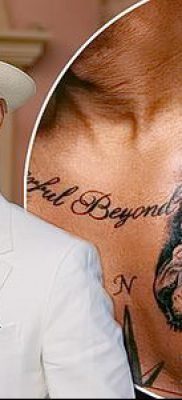 férfi mellkas tetoválás - fotó opció - példa