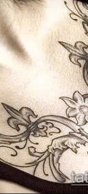 fotó a tetoválásról a mellkason (jelentése) - példa egy érdekes tetoválási tervre - 027