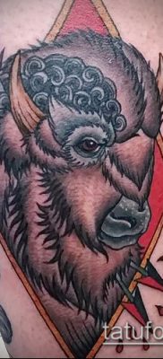 borjú tetoválás fotó (jelentése) - példa egy érdekes tetoválási tervre - 037