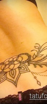 farokcsont tetoválás fotó (jelentése) - példa egy érdekes tetoválási rajzra - 038