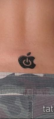 tetoválás a farokcsont fotóján (érték) - példa egy érdekes tetoválási rajzra - 031