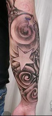 könyök tetoválás fotó (jelentése) - példa egy érdekes tetoválási rajzra - 048