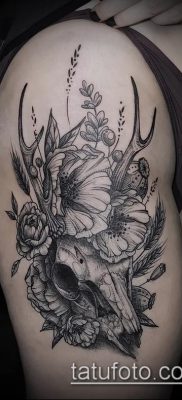 fotó tetoválásról a combon (érték) - példa rajz - 062