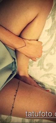 fotó tetoválásról a combon (jelentése) - példa rajz - 055