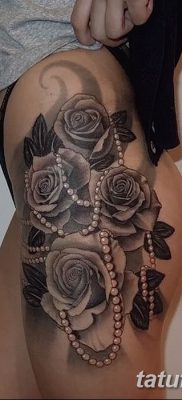 fotó a fenéken lévő tetoválásról, 2017. 09. 09. №016 - tetoválás a fenéken -