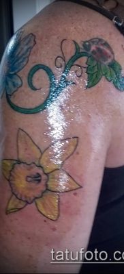 fénykép egy nárcisz tetoválásról (Narcissus Tattoo) (érték) - példa rajz - 040