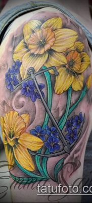 fotó egy nárcisz tetoválásról (Narcissus Tattoo) (érték) - példa rajz - 038
