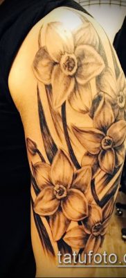 fotó egy nárcisz tetoválásról (Narcissus Tattoo) (érték) - példa rajz - 026