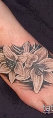 fotó egy nárcisz tetoválásról (Narcissus Tattoo) (érték) - példa rajz - 020