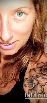 fénykép egy nárcisz tetoválásról (Narcissus Tattoo) (érték) - példa rajz - 018