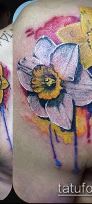 fotó egy nárcisz tetoválásról (Narcissus Tattoo) (érték) - példa rajz - 007