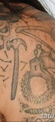 fotó bilincs tetoválás kelt 2018.06.25. №084 - tetováló bilincs -