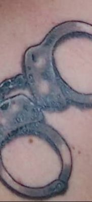 fotó bilincs tetoválás kelt 2018.06.25. №082 - tetováló bilincs -