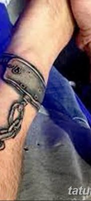 fotó bilincs tetoválás kelt 2018.06.25. №075 - tetováló bilincs -