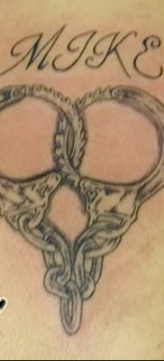 fotó bilincs tetoválás kelt 2018.06.25. №027 - tetováló bilincs -